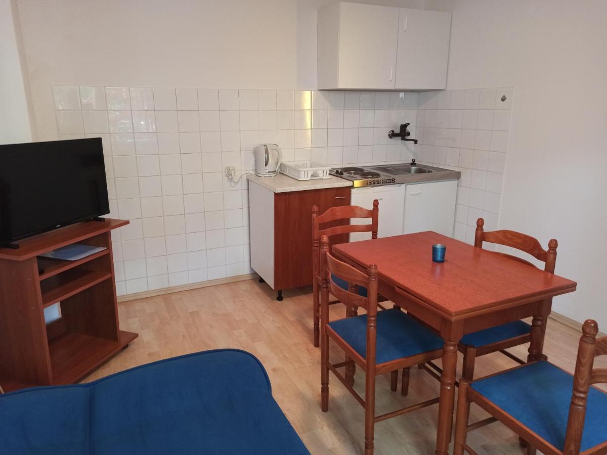 Apartments Kornati Ждрелац Экстерьер фото